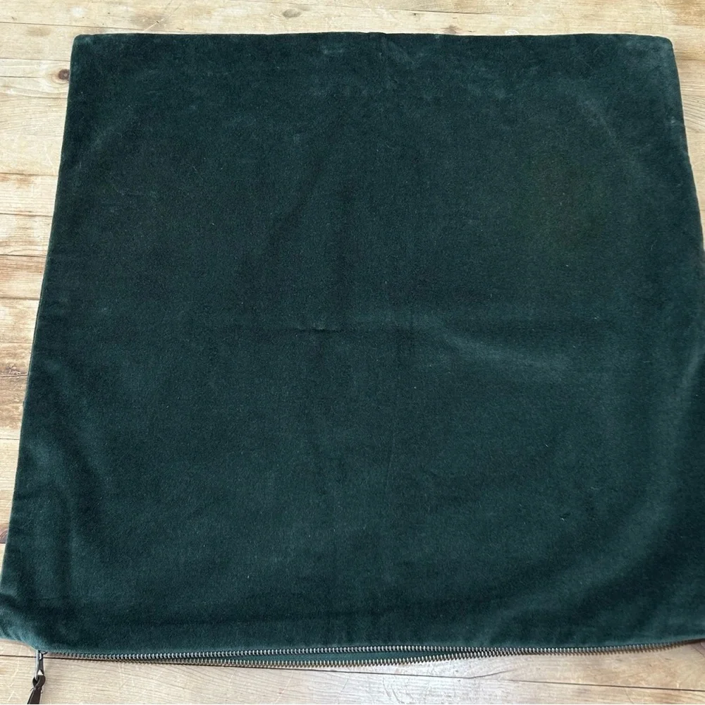Pottery Barn Everywhere Pillow Hunter Green Velvet. - Picture 4 of 9